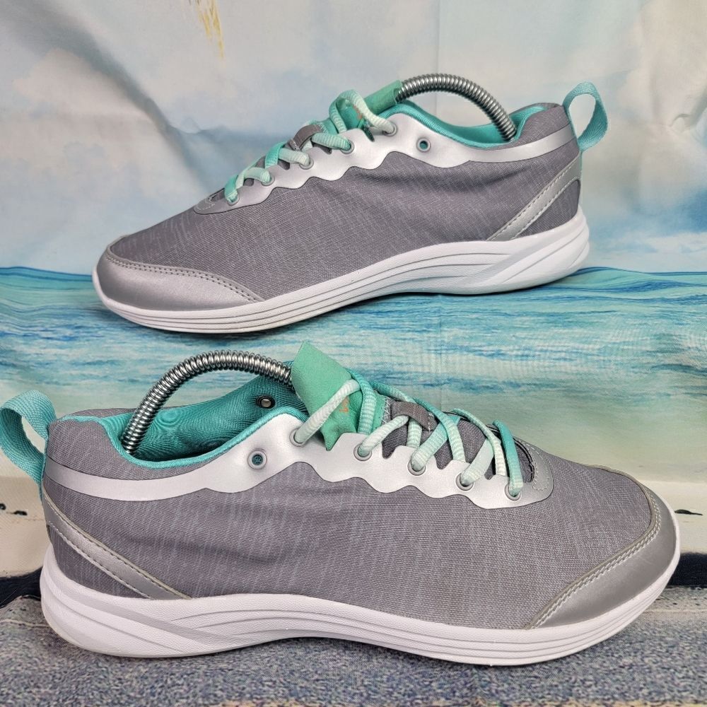 Vionic Agile FYN Light Grey Women's 8